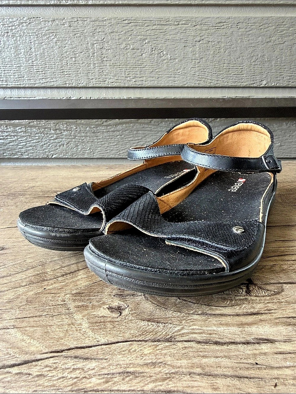 Revere Miami Leather Sandals in Black US 8.5